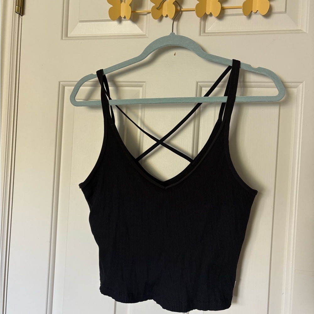 Black Ribbed Strappy Vuori Crop Tank Top